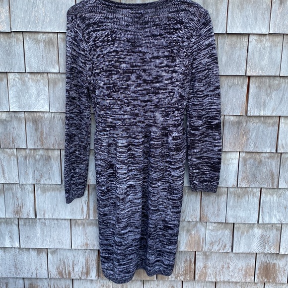 Calvin Klein medium weight knit dress - Picture 7 of 8